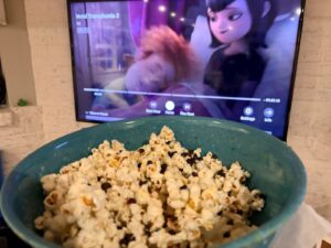 Bat Bites popcorn with dark chocolate chips and sea salt for a Hotel Transylvania 2 movie night.